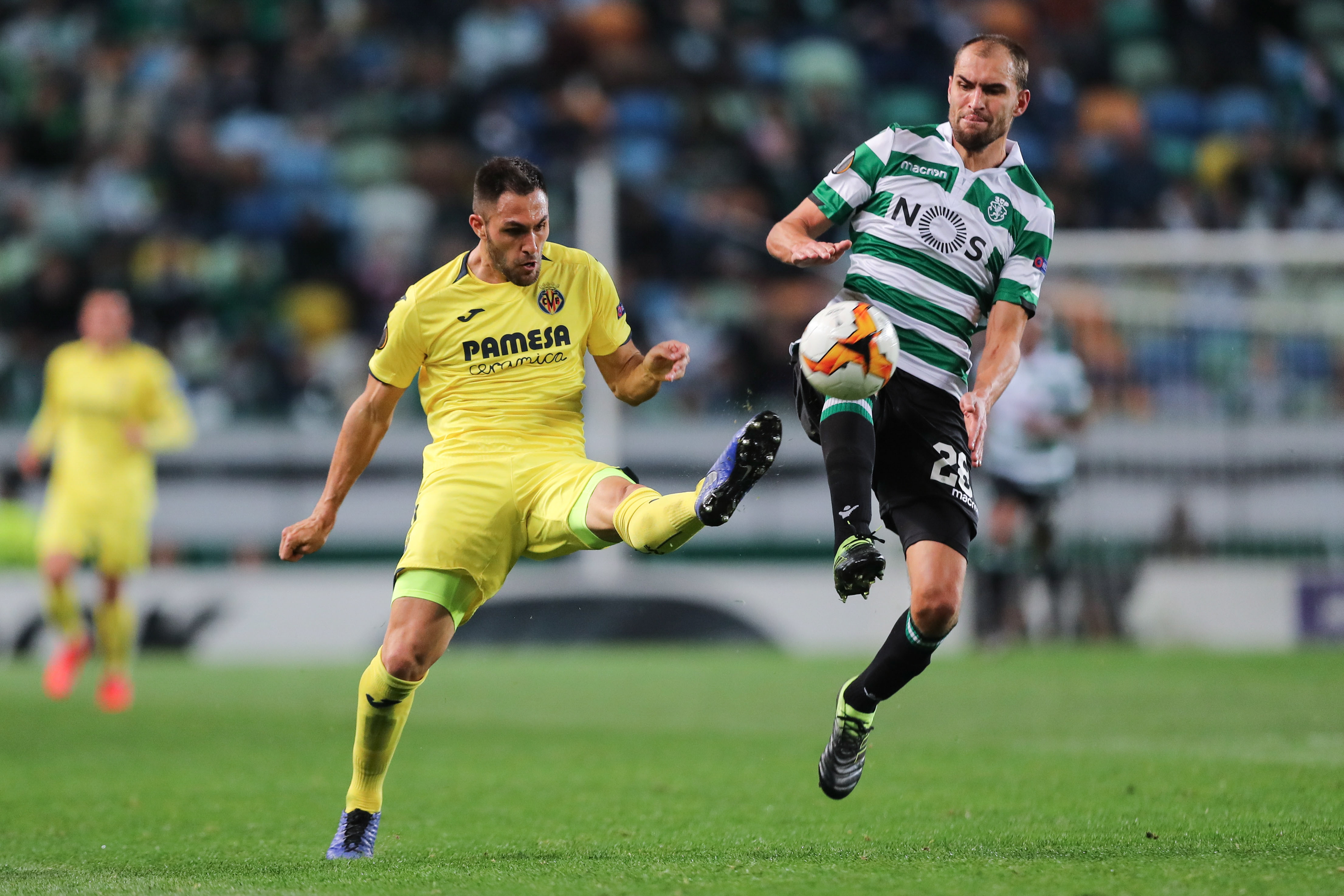 开云体育官网-从比利亚雷亚尔迎NBA总决赛关键赛到迈阿密热火今夜造点机会，费耶诺德今夜篮板制胜(库里参加2013年nba总决赛)